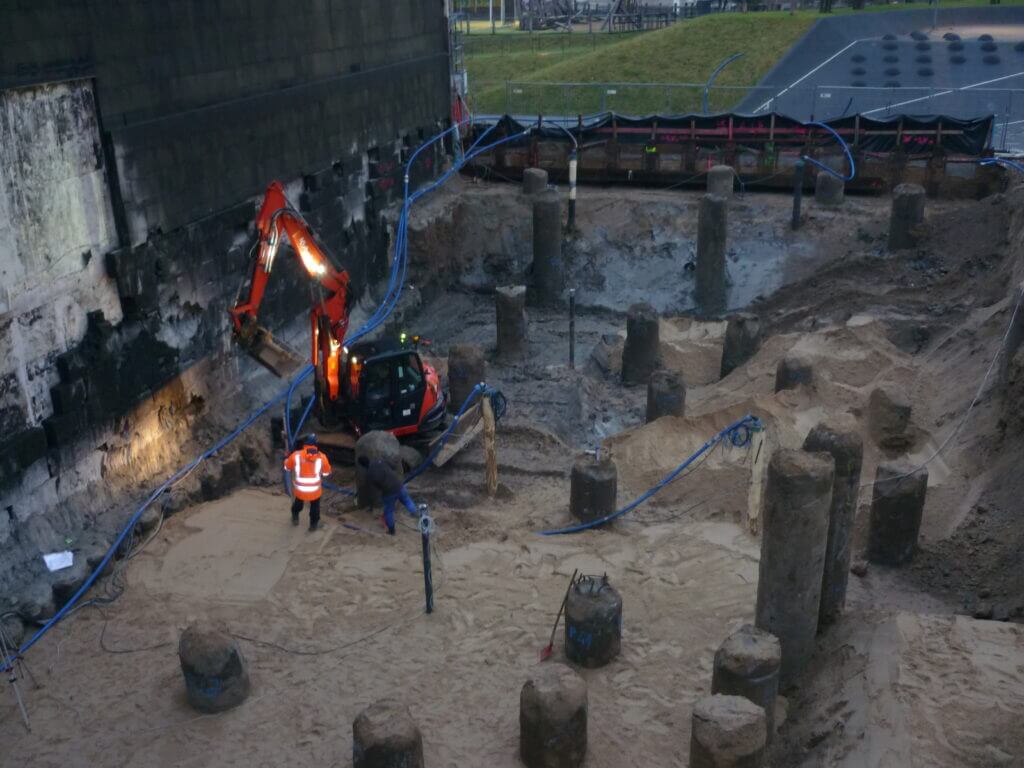 Bauen in doppelter Wasserlage