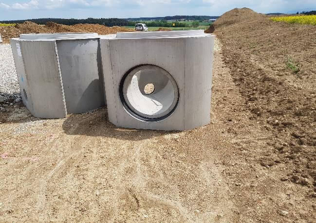 Luftaufnahme des Laberinger Felds mit markierten Erschließungsgebieten für die 2. Erweiterung.