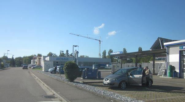 Planungsskizze der nachhaltigen Gewerbeflächen in Breisach, zeigt Grünflächen und moderne Baukonzepte.