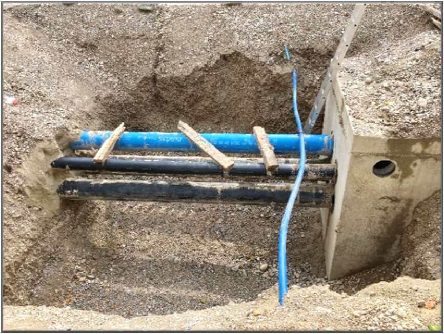 Versickerungsanlage am Helmholtz Zentrum München: Sicht auf die innovative Wasserbewirtschaftung in Bayern.